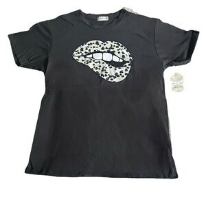 Altar’d State Women’s Cheetah Print Lips Short Sleeve Graphic T-Shirt Size M NWT